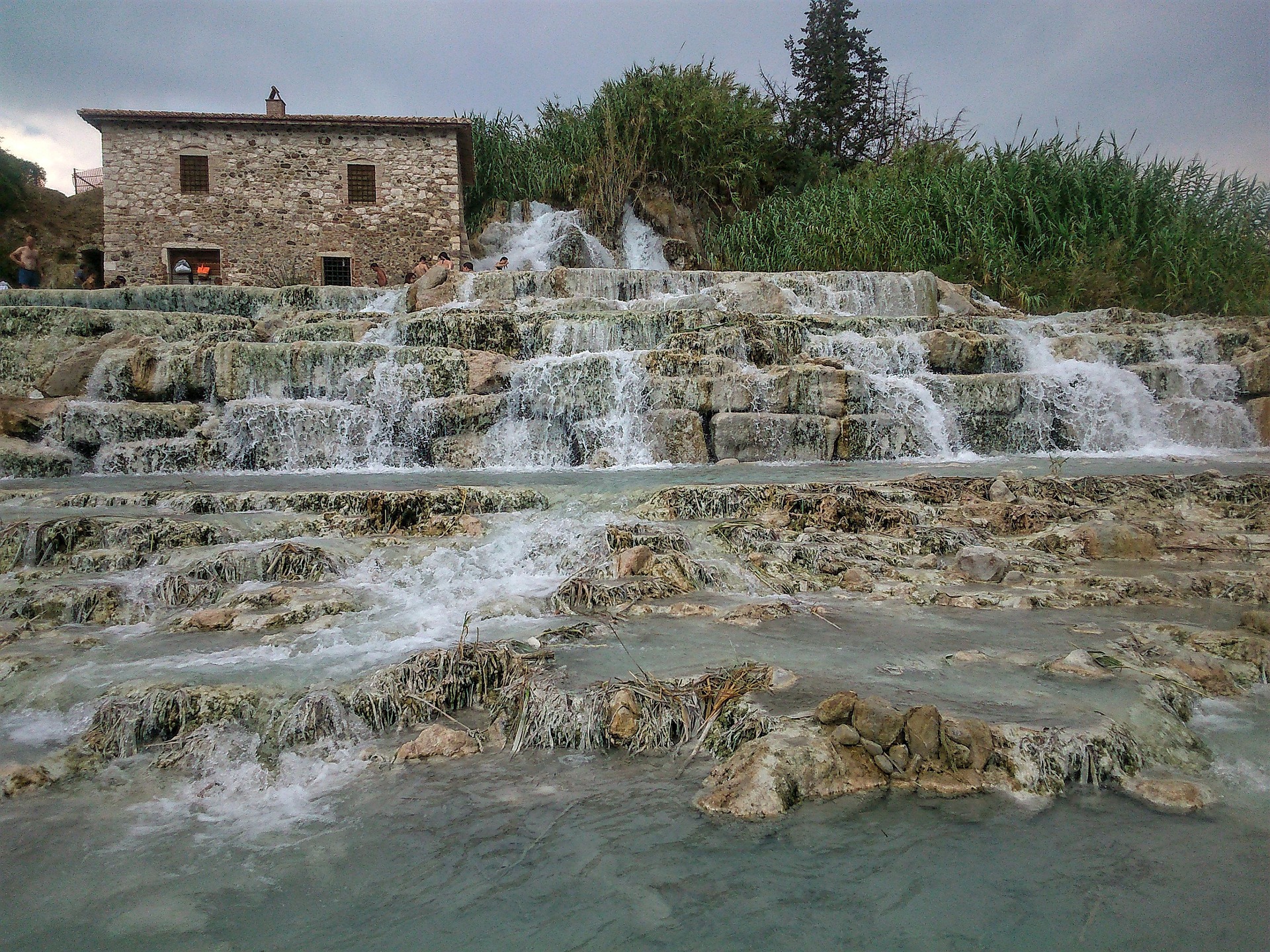 11. Saturnia - Wodospady Młyna
