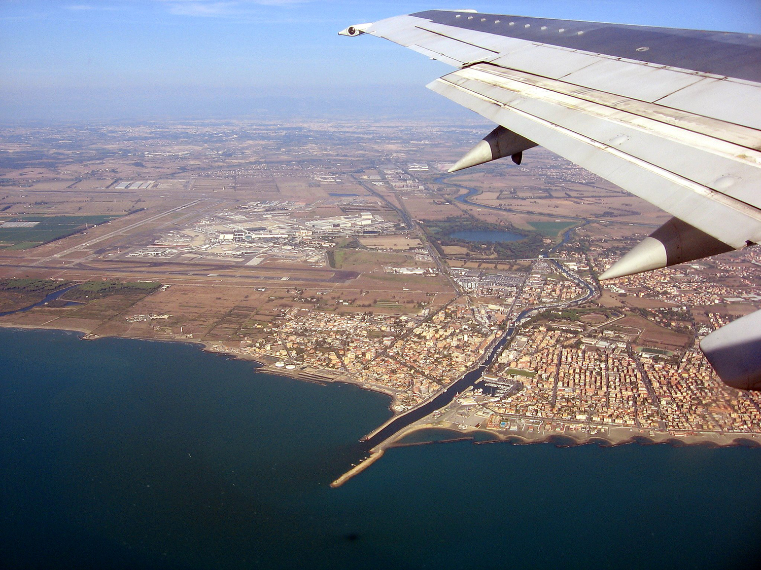 Transport z lotniska Fiumicino do centrum Rzymu – jak najlepiej dostać się do miasta?