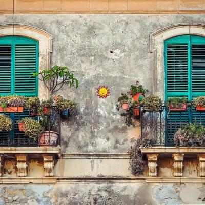 Balcony 2526221 1280