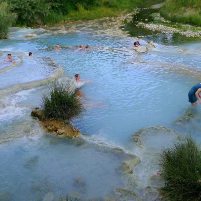 Saturnia 2198749 1920