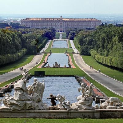 Reggia Di Caserta Prospettiva Dalla Fontana Di Venere E Adone Panoramio