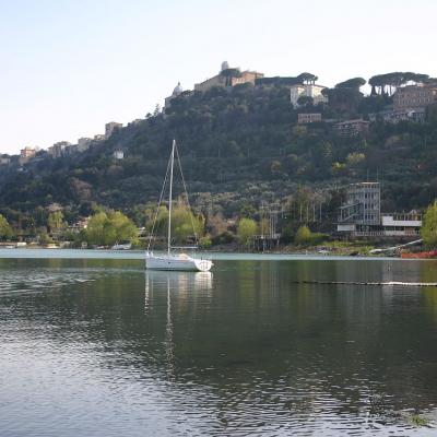 Lago Di Castelgandolfo Villa Del Papa Panoramio